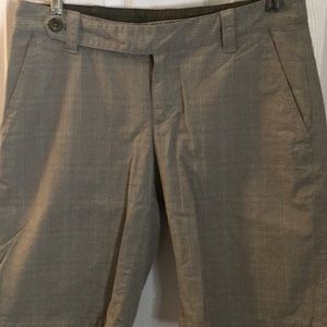 ⭐️North Face Ladies Shorts Size 4